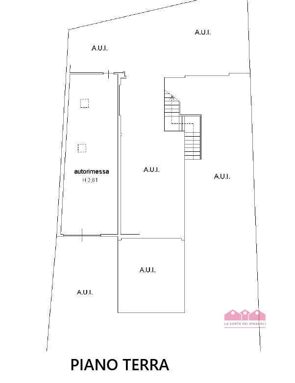 SAN PIO X: SINGOLA CON GIARDINO RECINTATO, TRE LIVELLI, INGRESSO, SOGGIORNO CON CAMINO, CUCINA AR...