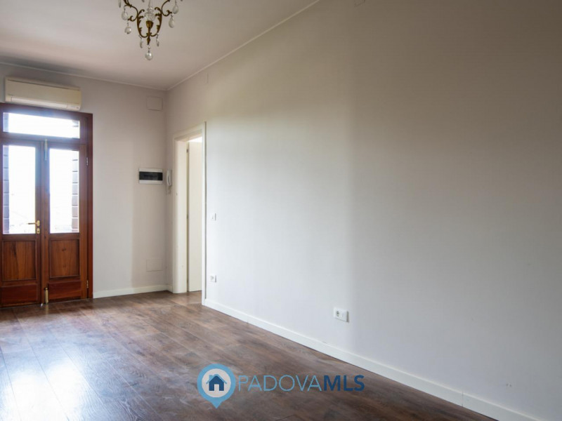 Immobile in esclusiva al Gruppo Padova MLS
Vigonza nella tranquilla frazione di Codiverno, propon...