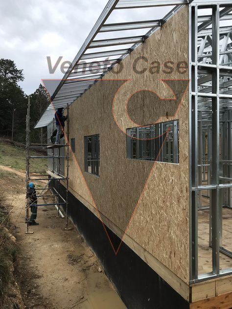 Proponiamo a Padova, quartiere Granze di Camin, l' acquisto di un lotto di terreno edificabile co...