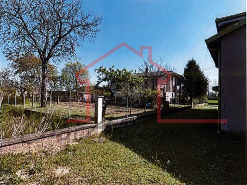 Rif. PE5324
La nostra Agenzia ha selezionato per Voi l'occasione del mese all'asta.

Proponiamo C...