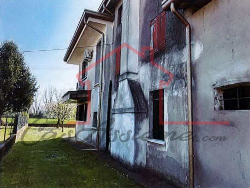 Rif. PE5324
La nostra Agenzia ha selezionato per Voi l'occasione del mese all'asta.

Proponiamo C...