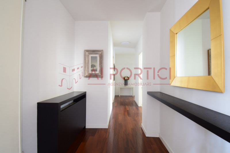 PIOVE DI SACCO centro storico – Prestigioso appartamento sito in centro storico ma fuori zona mer...