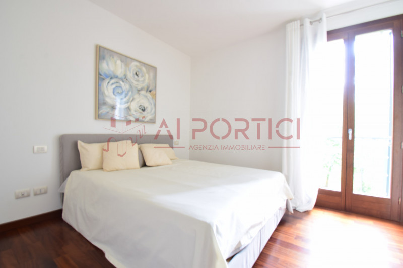 PIOVE DI SACCO centro storico – Prestigioso appartamento sito in centro storico ma fuori zona mer...