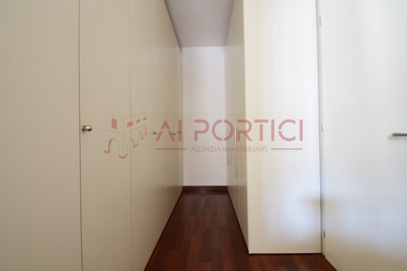 PIOVE DI SACCO centro storico – Prestigioso appartamento sito in centro storico ma fuori zona mer...