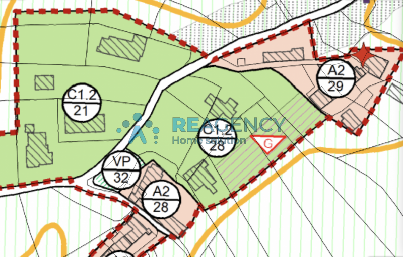 TRISSINO - Lovara

Se desideri vivere in collina, immerso nel verde ma a pochi minuti dal centro ...