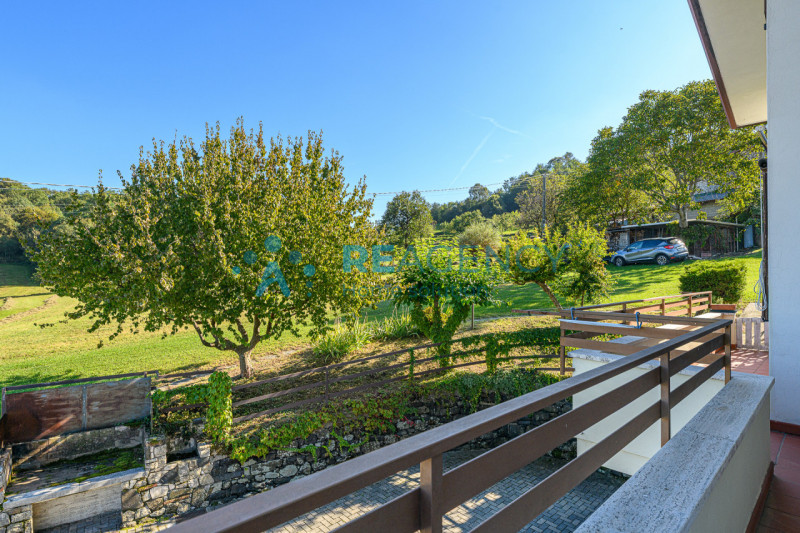 TRISSINO - Lovara

Se desideri vivere in collina, immerso nel verde ma a pochi minuti dal centro ...