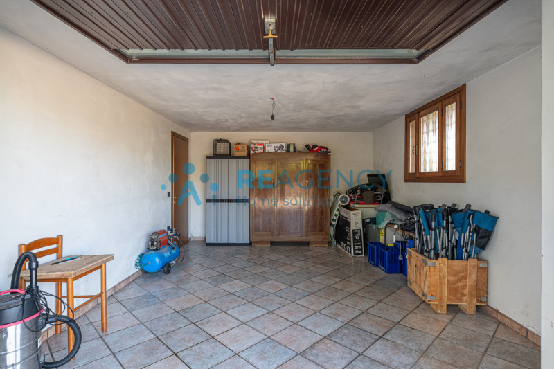 TRISSINO - Lovara

Se desideri vivere in collina, immerso nel verde ma a pochi minuti dal centro ...