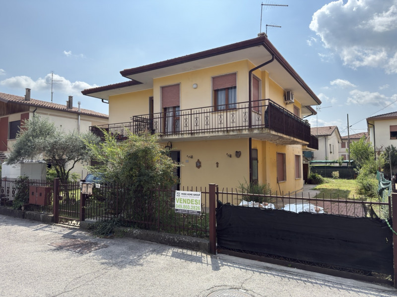 Torreglia Vendita Bifamiliare