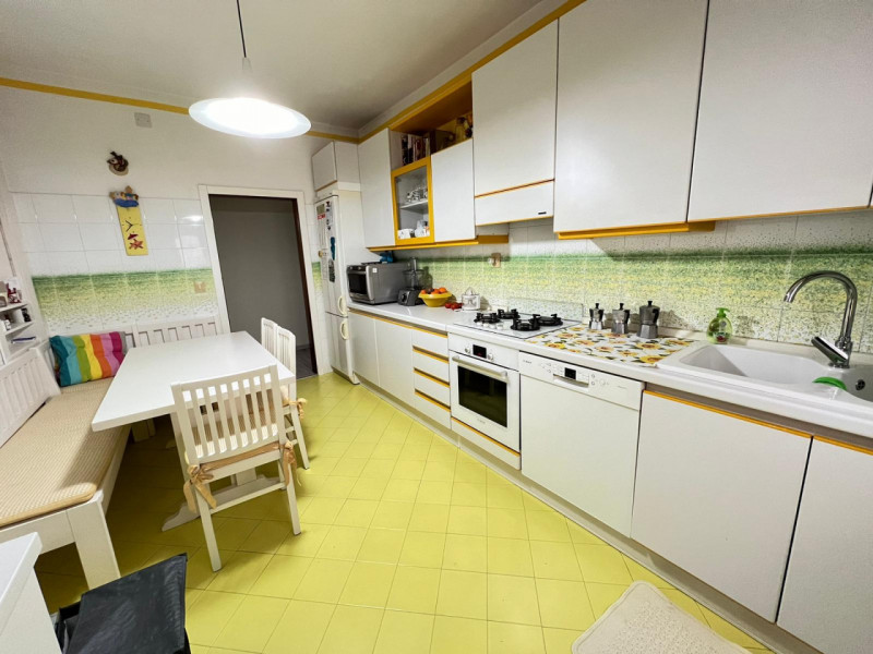 In posizione centralissima a Reschigliano, comoda a tutti i servizi principali (scuole, negozi, m...