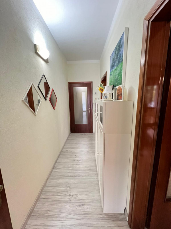 In posizione centralissima a Reschigliano, comoda a tutti i servizi principali (scuole, negozi, m...