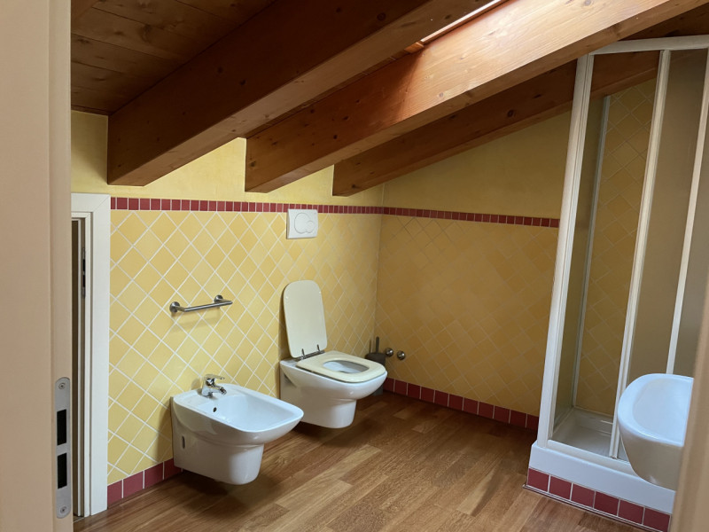 Ideale per la giovane coppia o la giovane famiglia ma anche per chi desidera abitare nel pieno ce...