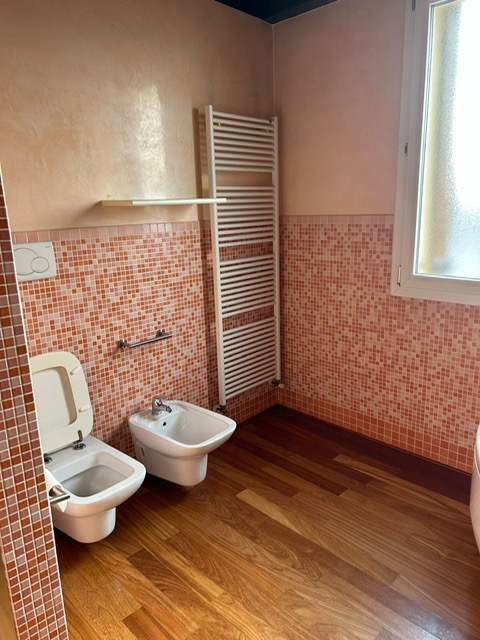 Ideale per la giovane coppia o la giovane famiglia ma anche per chi desidera abitare nel pieno ce...