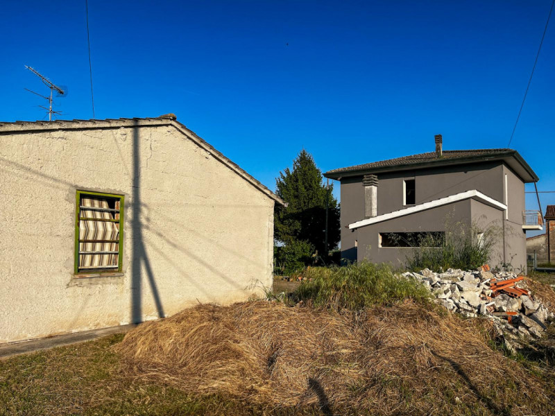 (Per INFO Vittorio 3517343301) Scopri la tua nuova casa a Stanghella: indipendenza, spazio e pote...