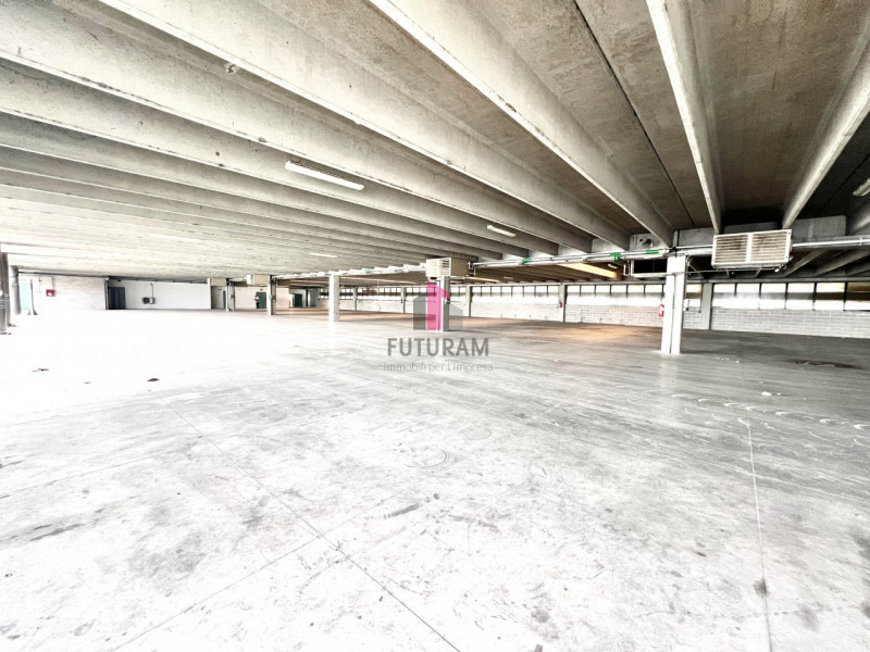 DUEVILLE - RIF.602FUTURAM PER INFO 0444/310220 - 392/9183796

IN CONTESTO INDUSTRIALE/ARTIGIANALE...