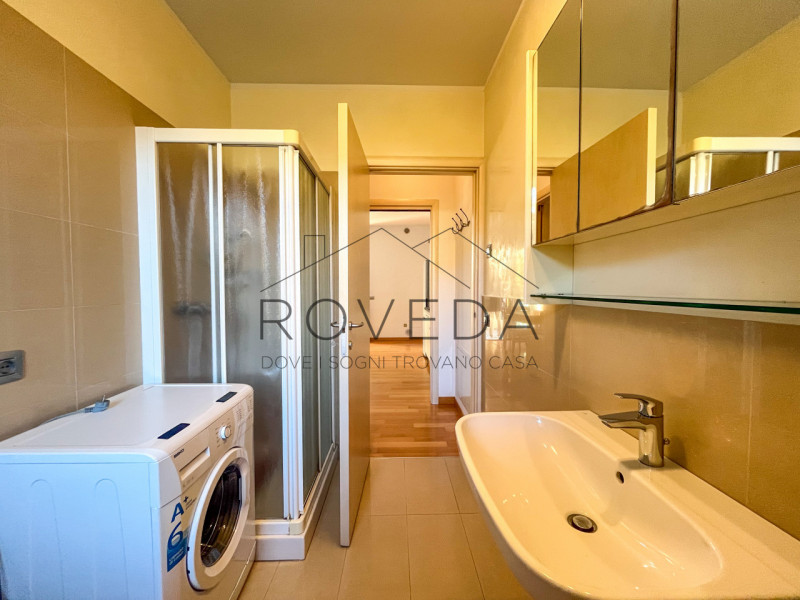 DOSSON DI CASIER 

RIFERIMENTO: CR11

L'agenzia Roveda immobiliare ha il piacere di proporvi in v...