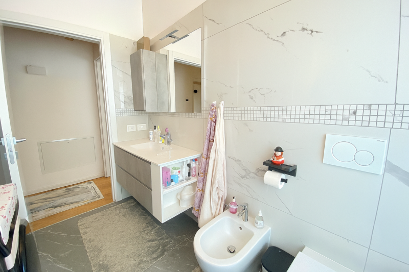 A Cavino, in un tranquillo contesto residenziale e comodo ai principali servizi, proponiamo in ve...