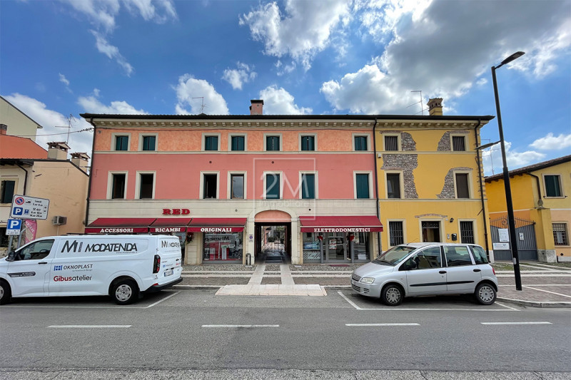 Villafranca di Verona Vendita Appartamento trilocale