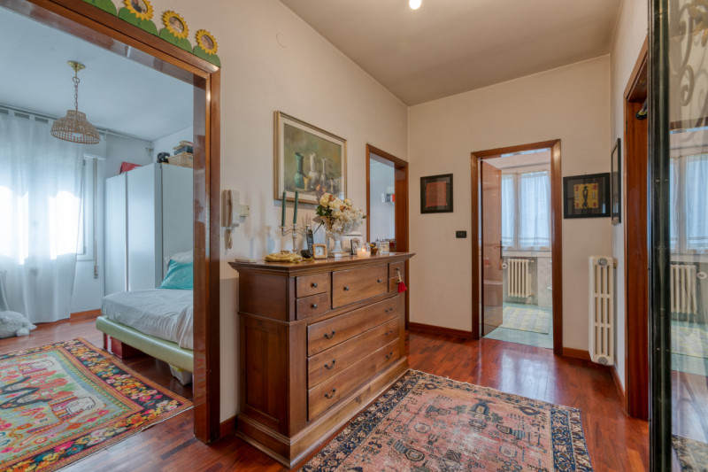 Nella rinomata città di Abano Terme proponiamo in vendita questa bellissima porzione di bifamilia...