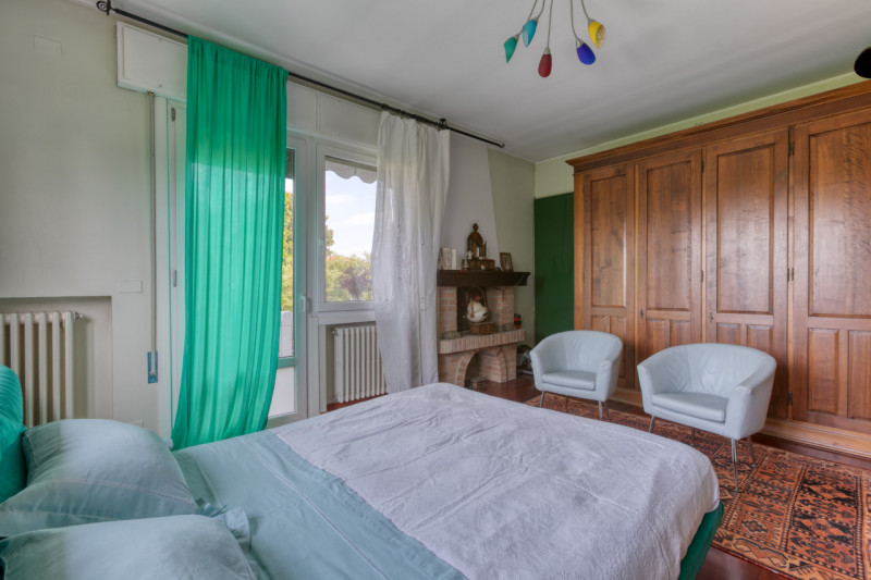 Nella rinomata città di Abano Terme proponiamo in vendita questa bellissima porzione di bifamilia...