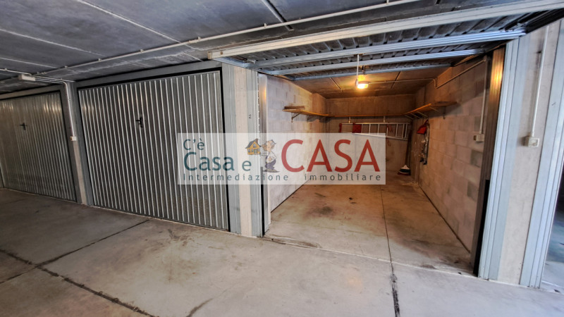 S. LAZZARO: zona tranquilla a vocazione residenziale l'Agenzia C'è Casa e CASA propone in vendita...