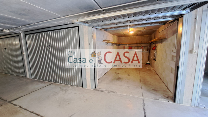 S. LAZZARO: zona tranquilla a vocazione residenziale l'Agenzia C'è Casa e CASA propone in vendita...