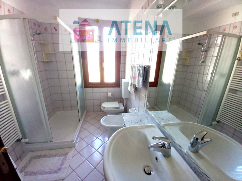 rif. 25649

PADOVA - SANT'IGNAZIO
*leggere tutto l'annuncio*

In zona Sant'Ignazio, con i princip...