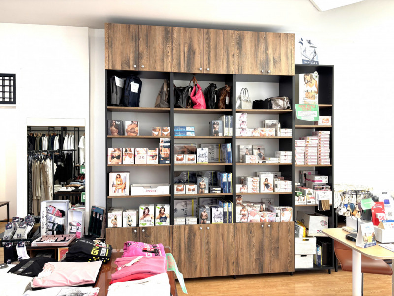 IL MIGLIOR BIGLIETTO DA VISITA DELLA TUA NUOVA ATTIVITA' ??... IN CENTRO A CONSELVE VENDO ATTIVIT...