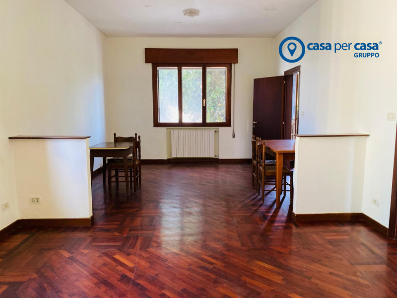 APPROVATO GRUPPO CASA PER CASA: VALUTATO, CONTROLLATO, GESTITO IN ESCLUSIVA!

ZONA:
In una delle ...