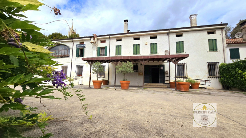 Rif. RIST06 - Vendesi ottima opportunità per avviare un’attività di ristorazione e ospitalità in ...