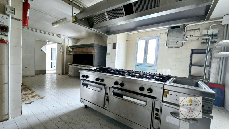 Rif. RIST06 - Vendesi ottima opportunità per avviare un’attività di ristorazione e ospitalità in ...