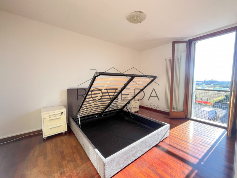 DOSSON DI CASIER 

RIFERIMENTO: CR12

L'agenzia immobiliare Roveda ha il piacere di proporvi, nel...