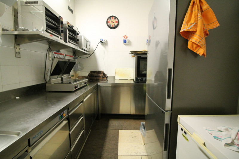 Situato nel cuore pulsante del comune di Motta di Livenza (TV) in zona di forte passaggio, propon...