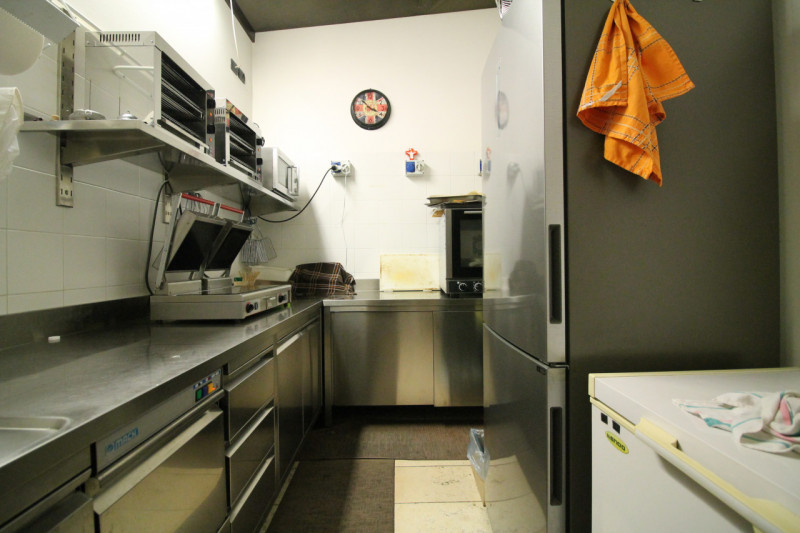 Situato nel cuore pulsante del comune di Motta di Livenza (TV) in zona di forte passaggio, propon...