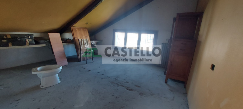 Campodarsego – Frazione Bronzola

In posizione tranquilla ma comoda al centro del paese, proponia...