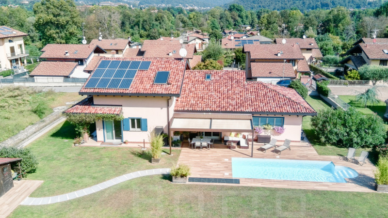Leggiuno Vendita Villa moderna