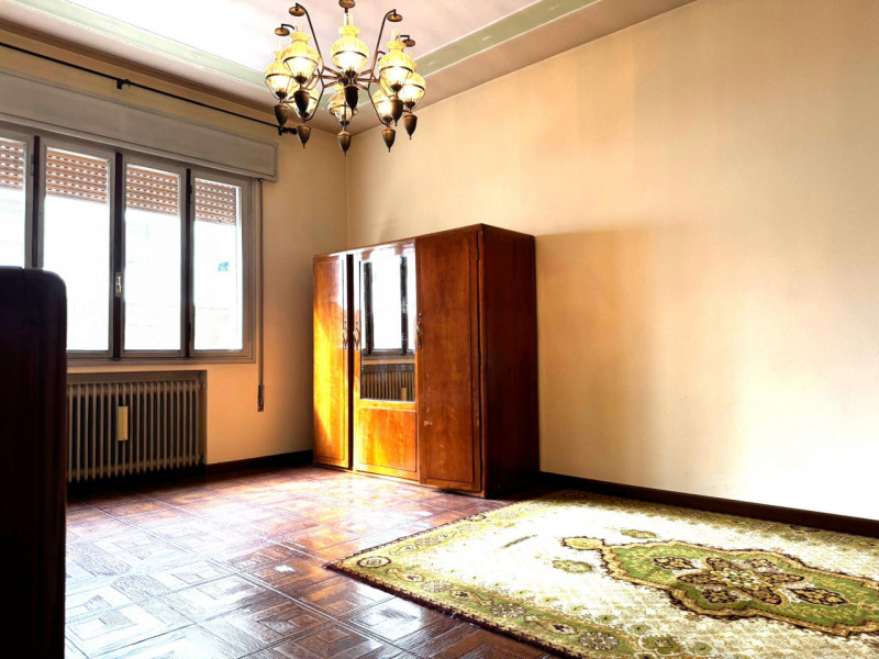 PIANIGA-Mellaredo centro-: situata nel centro di Mellaredo, questa casa singola con una superfici...