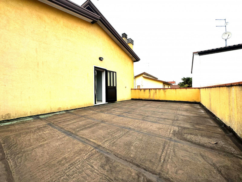 PIANIGA-Mellaredo centro-: situata nel centro di Mellaredo, questa casa singola con una superfici...