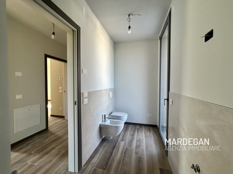 Quando vieni a scoprirla?? 
Questa RESIDENZA A SCHIERA è inserita in un MODERNO contesto di dodic...