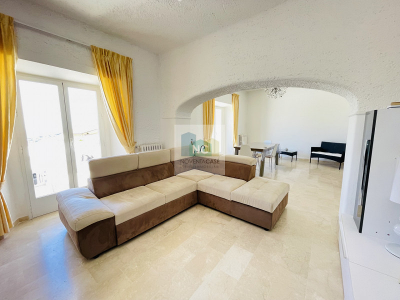 In una delle zone più affascinanti di Ischia, precisamente tra Ciglio e Panza nel comune di Forio...