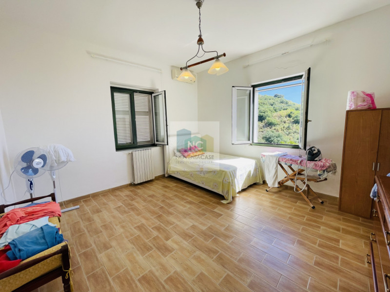 In una delle zone più affascinanti di Ischia, precisamente tra Ciglio e Panza nel comune di Forio...