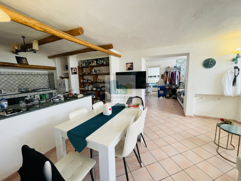 In una delle zone più affascinanti di Ischia, precisamente tra Ciglio e Panza nel comune di Forio...