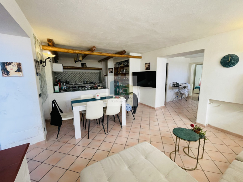 In una delle zone più affascinanti di Ischia, precisamente tra Ciglio e Panza nel comune di Forio...