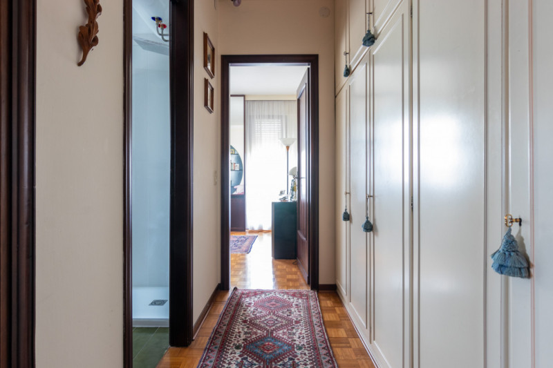 NUDA PROPRIETA'!!! Nel pieno centro di Nazareth vicinissimo all’ospedale civile di Padova proponi...