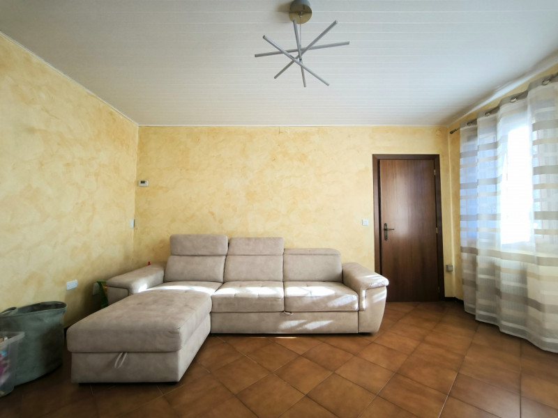 SILEA - LANZAGO CENTRO
RIFERIMENTO "AASI2"

Nel cuore della servitissima zona di Lanzago, nel com...