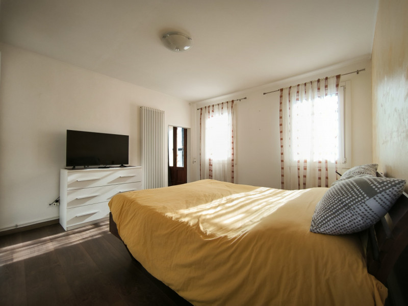 SILEA - LANZAGO CENTRO
RIFERIMENTO "AASI2"

Nel cuore della servitissima zona di Lanzago, nel com...