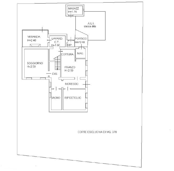 SILEA - LANZAGO CENTRO
RIFERIMENTO "AASI2"

Nel cuore della servitissima zona di Lanzago, nel com...