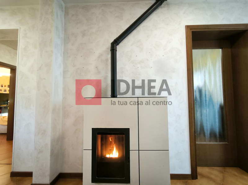 SILEA - LANZAGO CENTRO
RIFERIMENTO "AASI2"

Nel cuore della servitissima zona di Lanzago, nel com...