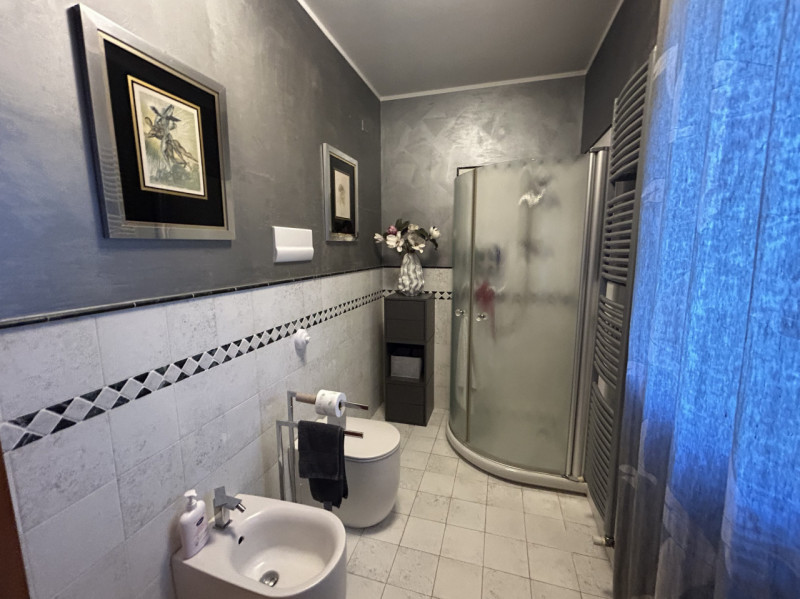 Villa con piscina e parco privato ai piedi dei Colli Euganei: un’oasi di eleganza e natura

Immag...