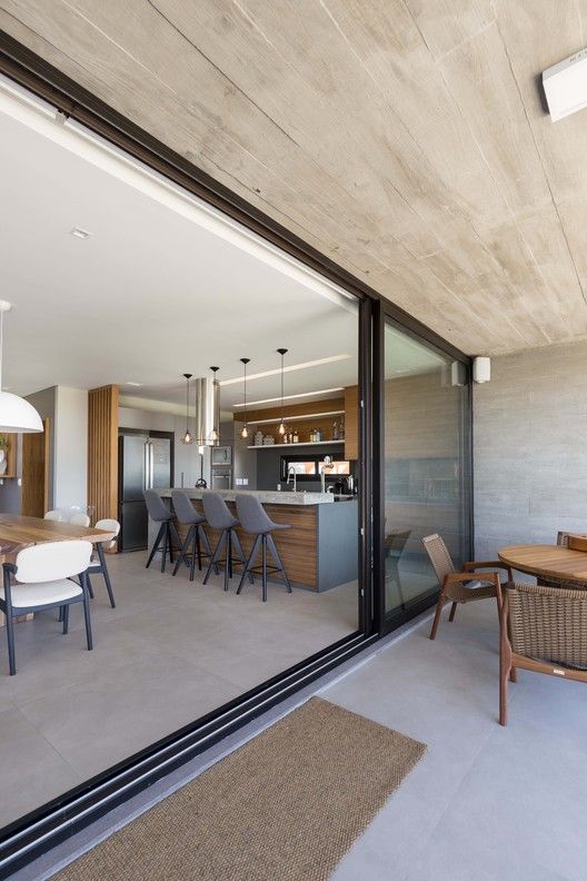 Bifamiliare Vista Colli Euganei  €. 370.000, comoda a tutti i servizi.

A pochi Km dal centro di ...