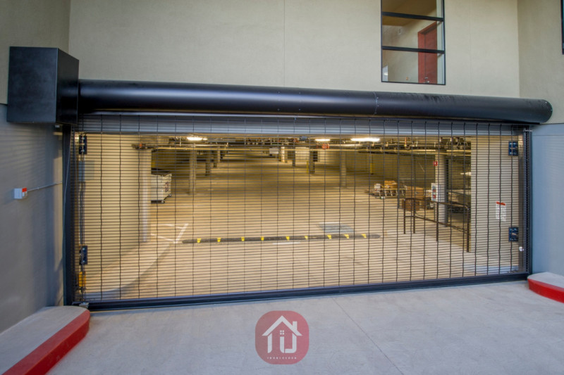 RIF:FR021 PADOVA CENTRO - PADOVA Proponiamo in vendita posto auto di 12 mq in autorimessa con sis...